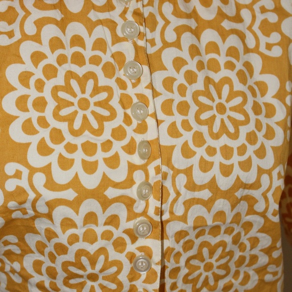 Pretty Vacant, floral retro look with button down & Peter Pan collar shirt - Picture 5 of 7